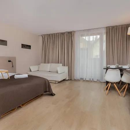 Seaside With Balcony By Renters Apartment *