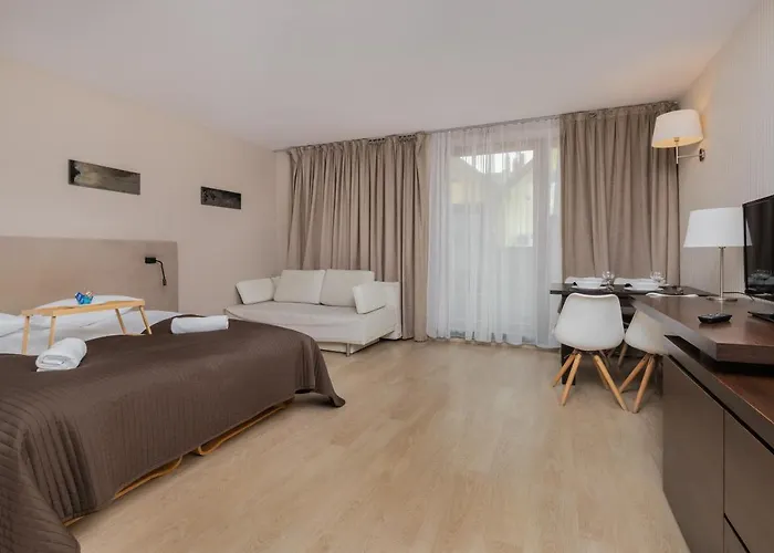 Seaside With Balcony By Renters 公寓 *