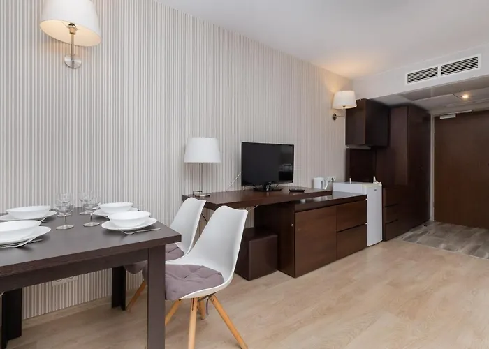 Seaside With Balcony By Renters 公寓 *